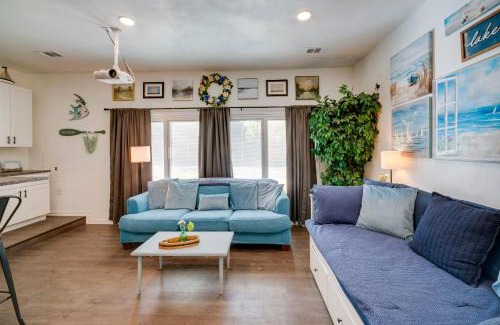 Lake Dallas House | Walk to Lewisville Lake Pet-Friendly Texas Abode!