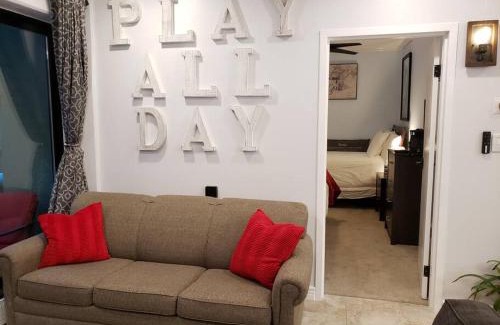 North Park City Apartment | Walk to lifts! Beautiful 2BR at base of PCMR #CondoInPC