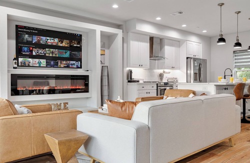 Knox - Henderson House | Walk to Lower Greenville+Lakewood! Central Getaway