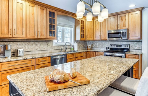 Zionsville House | Walk to Main St & Parks: Zionsville Village Home