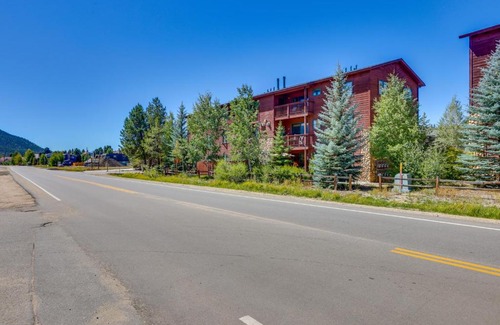 Grand Lake Apartment | Walk to Main Street Grand Lake Condo with Patio