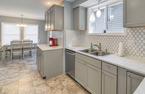 Norwich House | Walk to Main Street! Updated Norwich Home