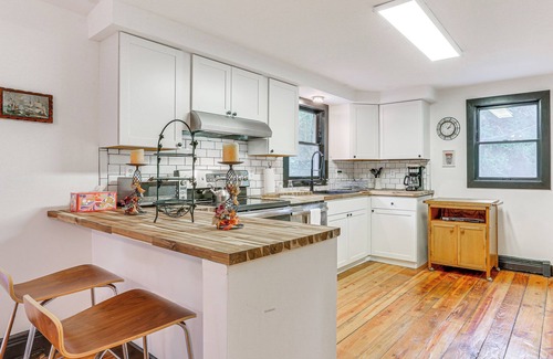 Town of Lumberland House | Walk to Mohican Lake: Catskills Getaway w/Dock!