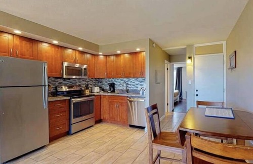 Napili Condo | Walk to Napili Bay & Gazebo Restaurant! King Bed!