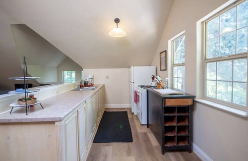 Nevada City House | Walk-to Nevada City Sweet 1-Bedroom Home