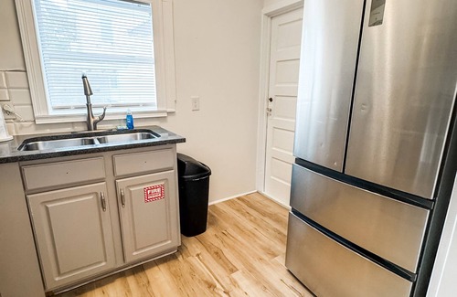 St. Augustine Cottage | Walk to Night of Lights, Historic Home, Pets OK, Free Parking, Porch