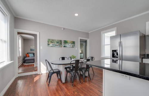 Newport News House | Walk to NN Shipyard - 3 bed 2 bath, 6 beds