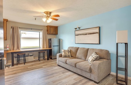 Oakland City Apartment | Walk to Oakland City University: Modern Apartment!