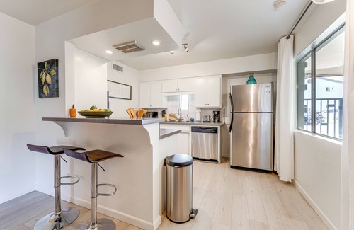 Southwest Village Condo | Walk to Old Town: Chic Scottsdale Condo w/Pool!