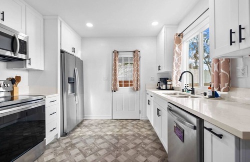 Old Town House | Walk to Old Town, Minutes from Downtown & SeaWorld
