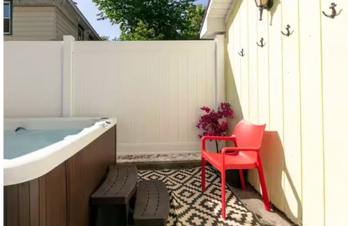 Watkins Glen House | Walk to parks & restaurants! Hot Tub! Game Room!