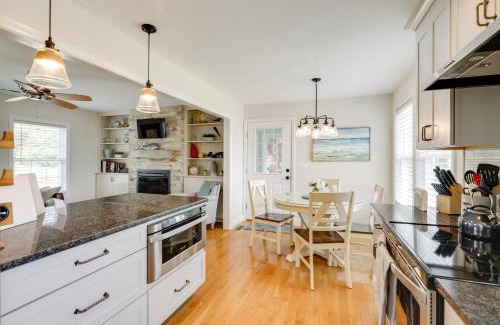 Pawcatuck House | Walk to Pawcatuck River Family-Friendly Home!