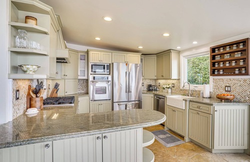 Rancho Palos Verdes House | Walk to Private Beach: Rancho Palos Verdes Escape!