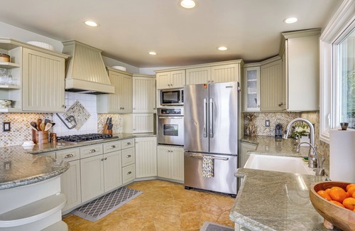 Rancho Palos Verdes House | Walk to Private Beach: Rancho Palos Verdes Escape!