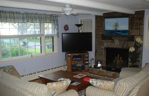 Saybrook Manor House | Walk to Private Beach - Saybrook Manor Vacation Rentals