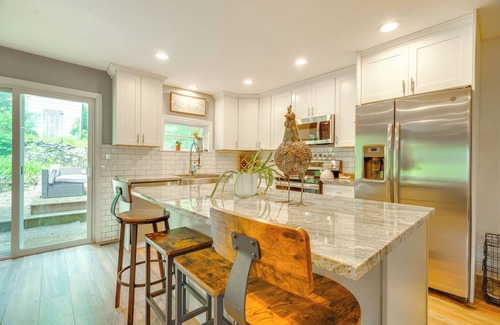 Putnam Lake House | Walk to Putnam Lake: Updated Home w/Deck