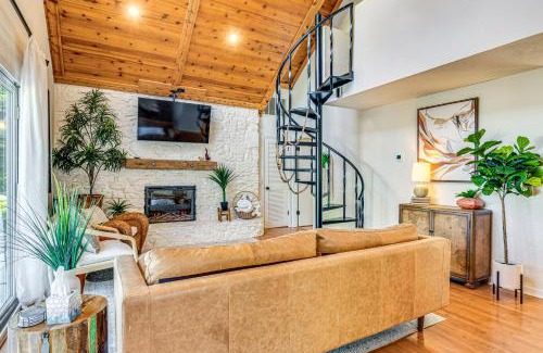 Cicero House | Walk to Reservoir Cicero Home with Furnished Deck!