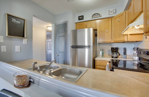West End Apartment | Walk to Restaurants & Markets: Peaceful NOLA Apt