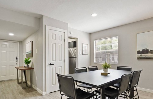 Allandale Apartment | Walk to Restaurants or Cook in Subway Tile Kitchen