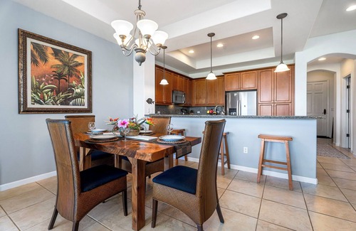 Kamuela House | 🏖️Walk to Restaurants/Shopping | Excellent Golf Course Views | Private Beach Access