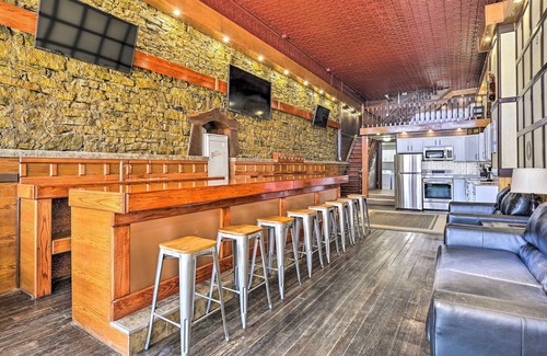 Lansing Apartment | Walk to River: Unique Studio in Renovated Bar!