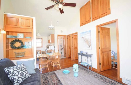 Point Judith House | Walk to Roger Wheeler State Beach