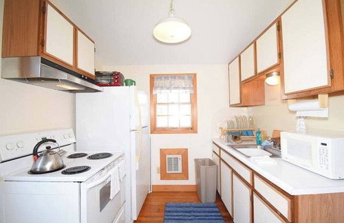 Point Judith House | Walk to Roger Wheeler State Beach