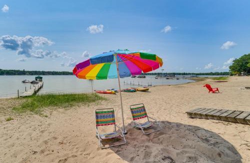 National City House | Walk to Sand Lake Family-Friendly Getaway with Deck