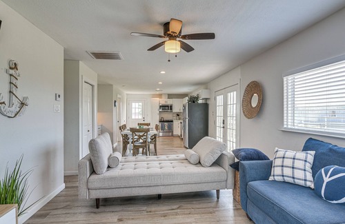 Surfside Beach House | Walk to Sand: Surfside Beach Getaway w/Deck
