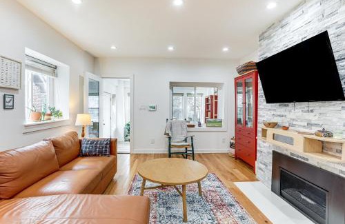 East Mount Airy House | Walk to Shops and Eats Philadelphia Escape with Yard!