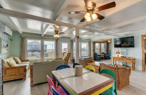 Surfside Beach House | Walk to Shore Freeport Beach House with Grill!