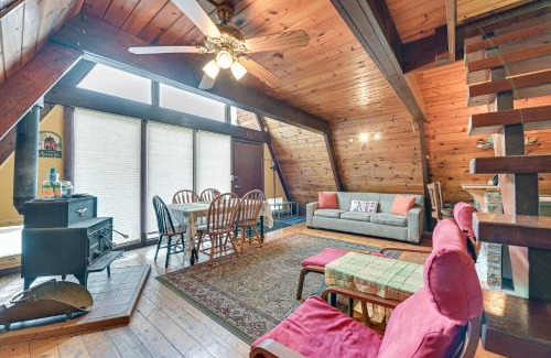 Hunter House | Walk to Ski Lift! Charming Hunter A-Frame