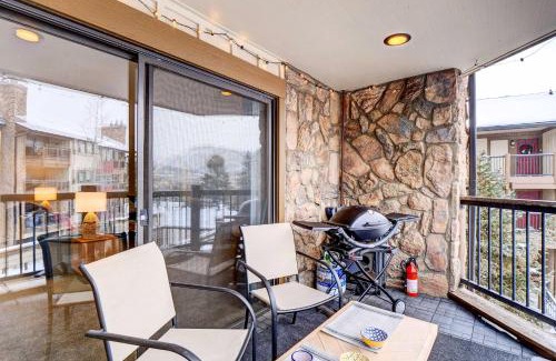 Historic District Apartment | Walk to Ski Resort Breckenridge Condo with Hot Tub!
