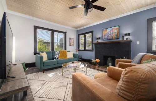Bristol House | Walk to State Street - Remodeled Home