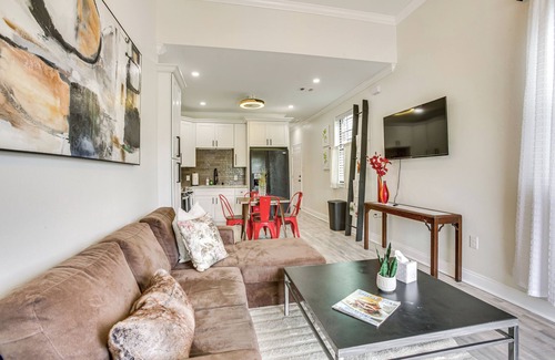 Faubourg Livaudais House | Walk to Streetcar & Dining: Modern NOLA Home Base!