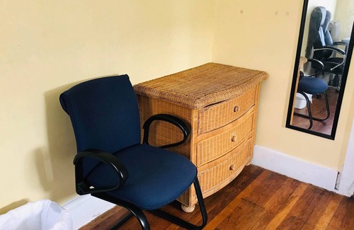 Revere Apartment | Walk to subway and beach, 10 mins by T to airport and 15 mins to downtown Boston
