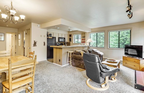 Elkhorn Condo | Walk to Sun Valley Village: Condo w/Deck!