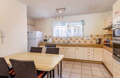 Woorim Apartment | WALK TO SURF BEACH, TOP NOTCH
