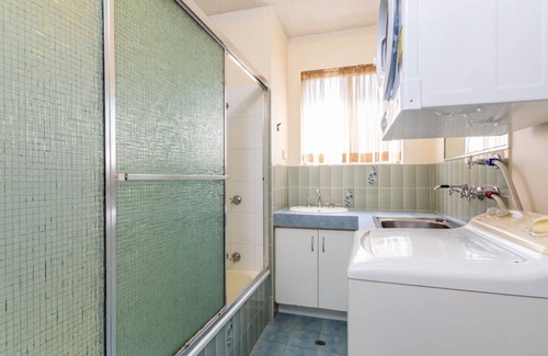 Woorim Apartment | WALK TO SURF BEACH, TOP NOTCH