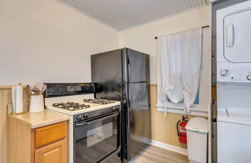 Wildwood Crest Cottage | Walk to the beach or Sunset Lake with a front yard and Pet-Friendly!