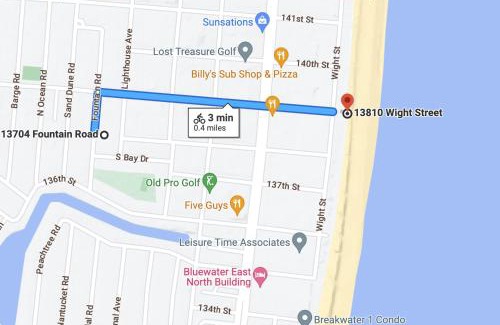 Caine Woods Villa | Walk to the Beach at the Blue House! EV Cgr, Pets!