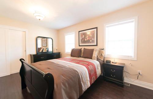 Crystal Beach House | Walk To The Beach