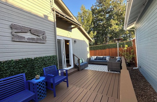 Eastside Santa Cruz House | Walk to the Beach! Fully Furnished Coastal Cottage