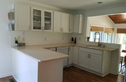 Holland House | Walk To The Beach, Hiking And Parks