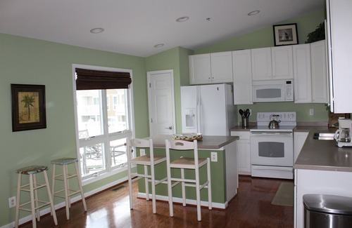 Bethany Beach House | WALK TO THE BEACH from this North Bethany Beach House! Gorgeous Bay View! Pool!