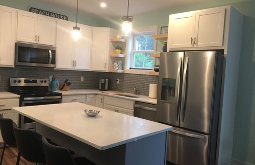 Michigan City House | Walk to the beach! Great modern home with spring and early summer availability!