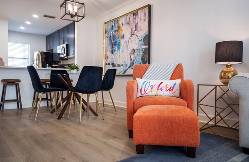 Oxford Condo | Walk to the Game: SC Weekend Available! Book Now!