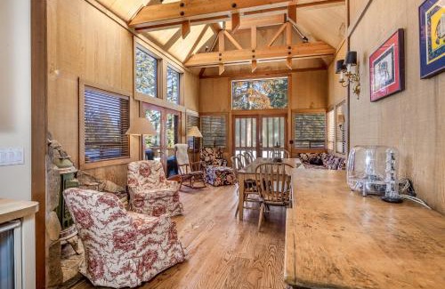 Bear Valley House | Walk to the Lake - Ski in out Amazing 5 Bdrm - VH#343