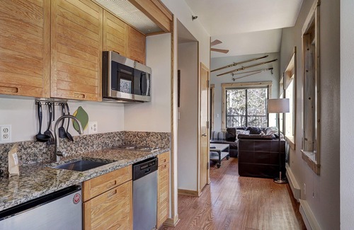 Mountain House Condo | Walk to the Lifts/Hot Tub Access/Stunning Slope Views/Private Patio