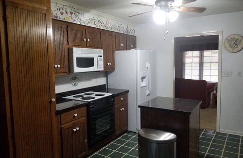 National Hills House | Walk to the Masters! 1 mile from Augusta National